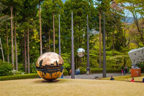 Hakone Open-Air Museum: Uma Experiência Artística com Vista de Vulcões!